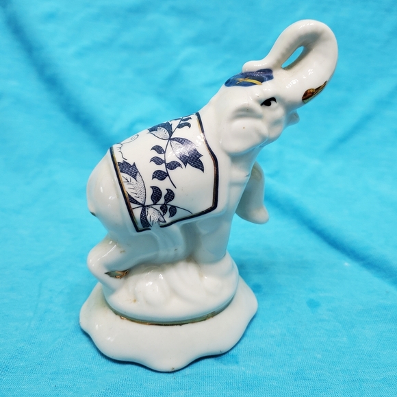 Vintage Elephants 2 pcs - Picture 4 of 6